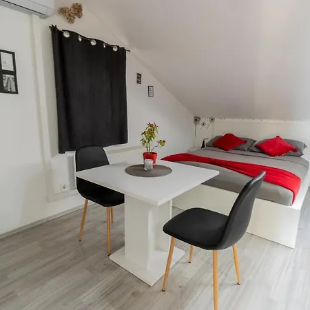 Hill Apartman - Maksimir Rebro Zagreb Exterior photo