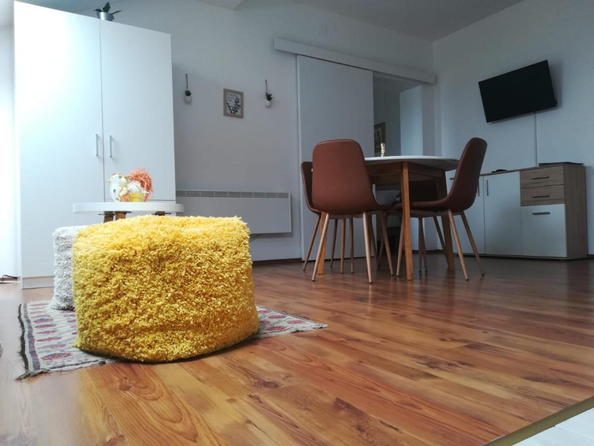 Hill - Maksimir Rebro Apartment *