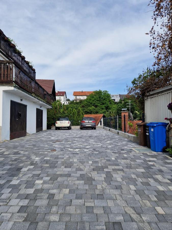 Hill - Maksimir Rebro Apartment