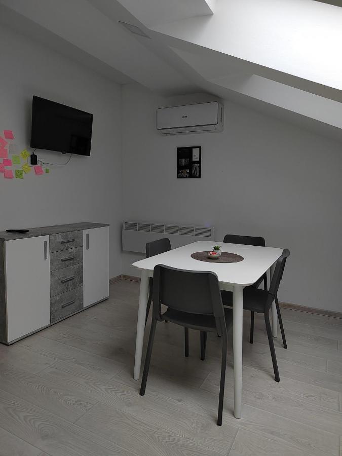 Apartament Hill - Maksimir Rebro *